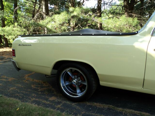 Chevrolet El Camino 1967 image number 15