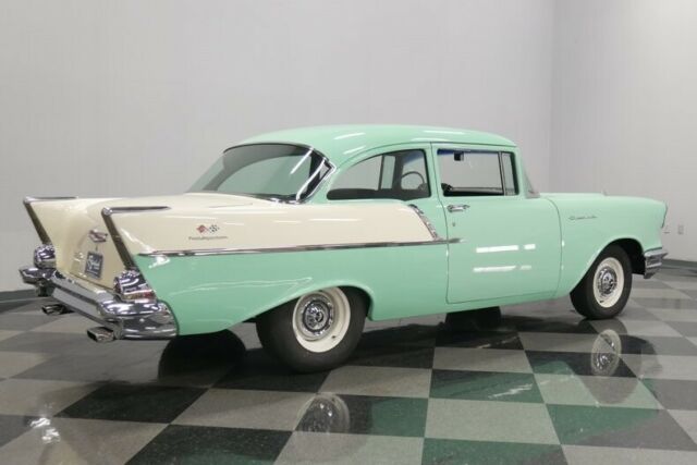 Chevrolet Bel Air/150/210 1957 image number 14