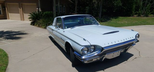 Ford Thunderbird 1964 image number 1