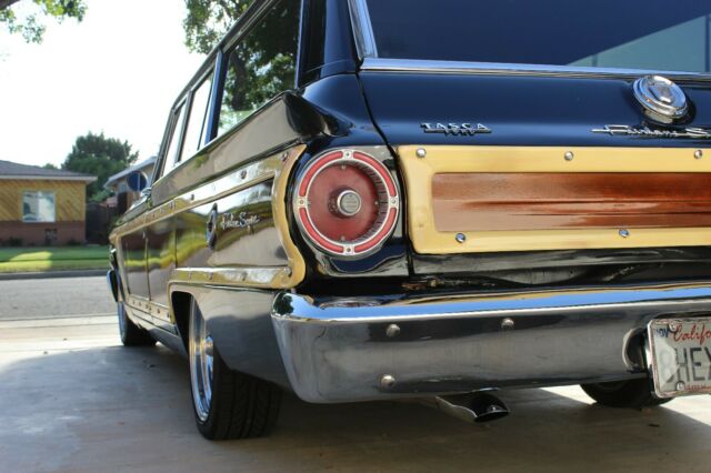 Ford Fairlane 1963 image number 2