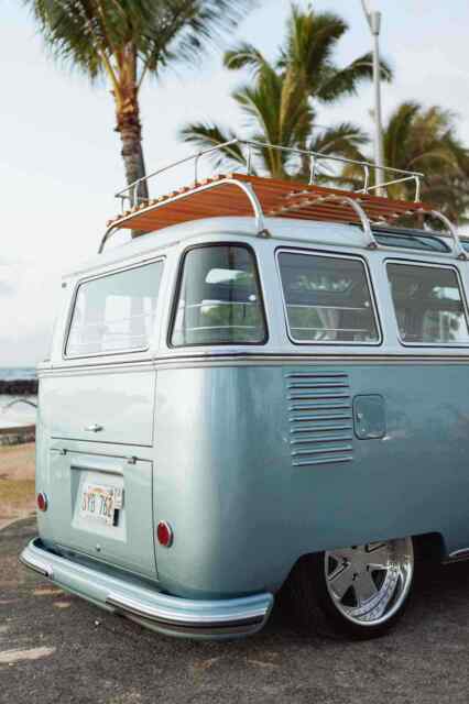 Volkswagen Bus 1961 image number 25