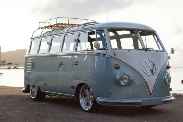 Volkswagen Bus 1961 image number 30