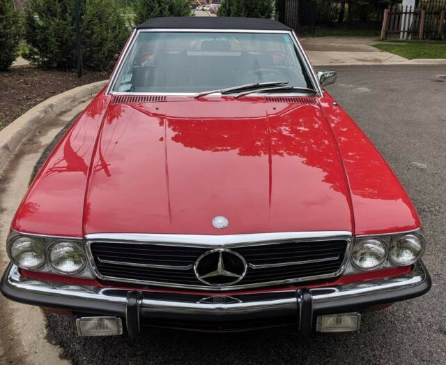 Mercedes-Benz 350SL Roadster 1972 image number 24