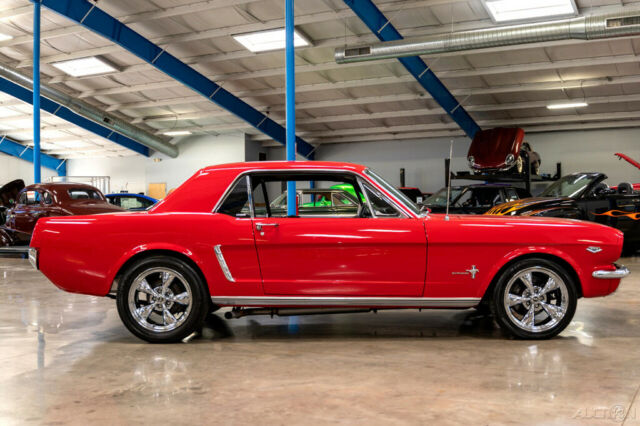 Ford Mustang 1965 image number 5