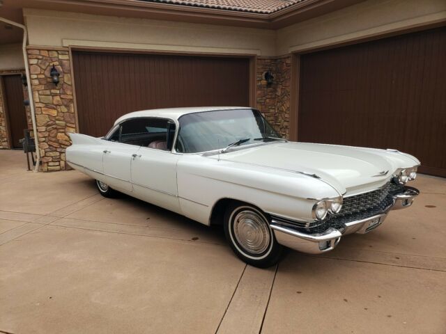 Cadillac DeVille 1960 image number 4