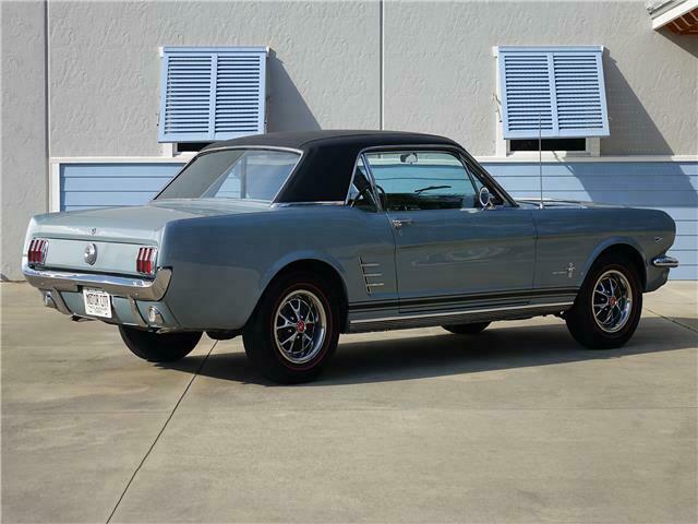 Ford Mustang 1966 image number 2