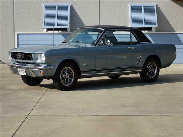 Ford Mustang 1966 image number 28