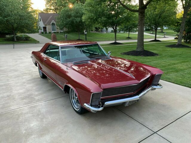 Buick Riviera 1965 image number 16