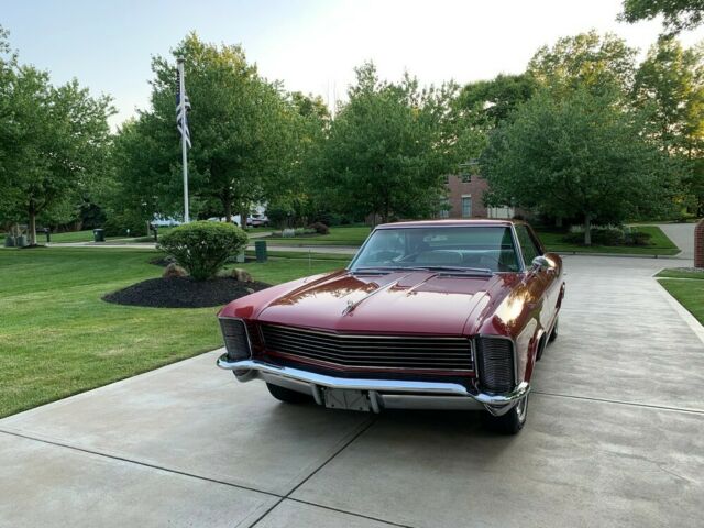 Buick Riviera 1965 image number 17