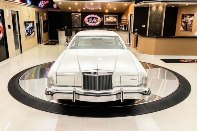 Lincoln Continental 1974 image number 29