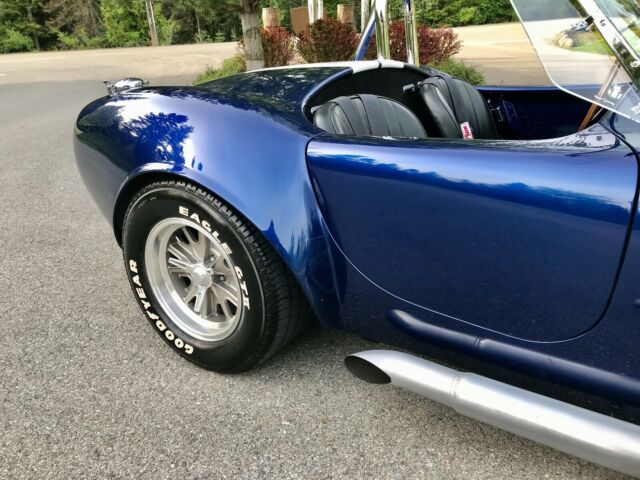 Shelby Cobra 1965 image number 32