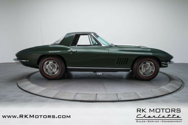 Chevrolet Corvette 1967 image number 19