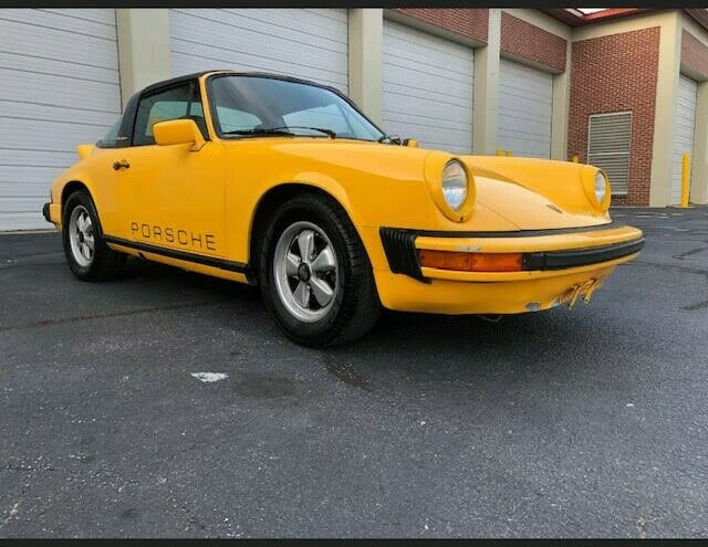 Porsche 911 1977 image number 1