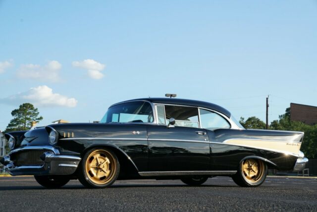 Chevrolet Bel Air/150/210 1957 image number 29