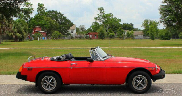 MG MGB 1978 image number 7