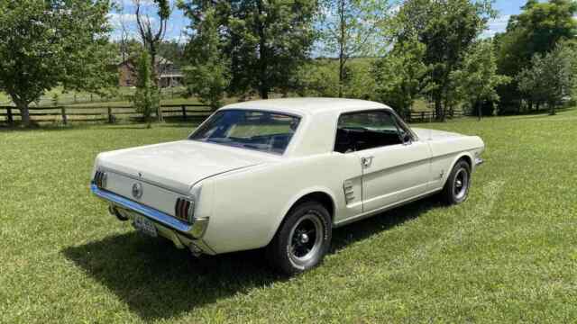 Ford Mustang 1966 image number 1