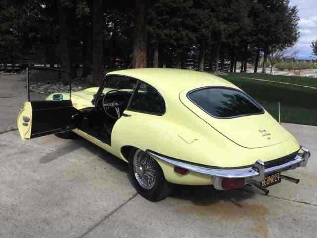 Jaguar E Type 4.2 1969 image number 10