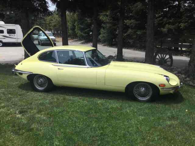 Jaguar E Type 4.2 1969 image number 13