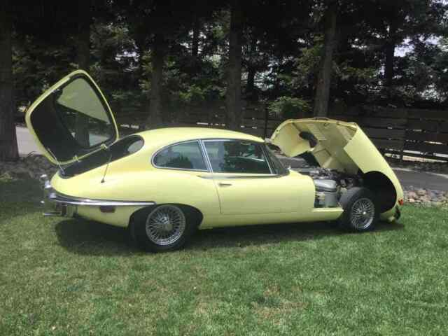 Jaguar E Type 4.2 1969 image number 30