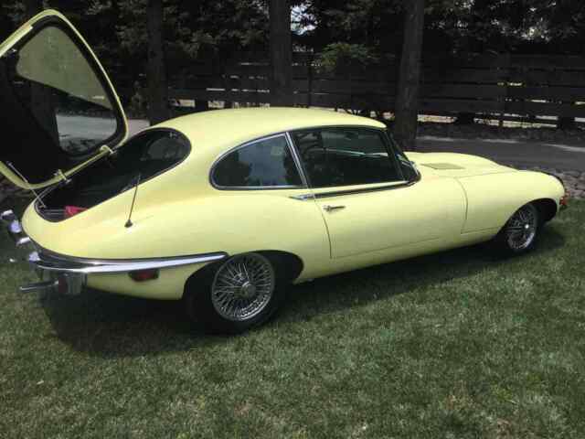 Jaguar E Type 4.2 1969 image number 32