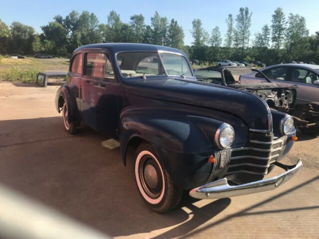 Oldsmobile Series 60 1940 image number 1