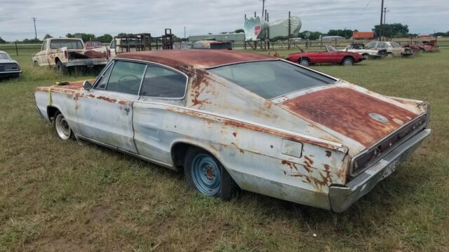 Dodge Charger 1966 image number 16