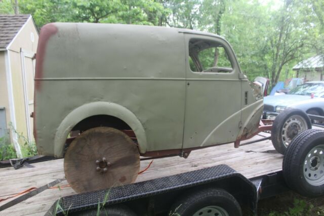 Ford Thames Panel Van 1948 image number 1