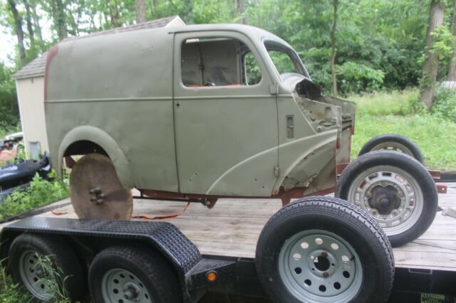 Ford Thames Panel Van 1948 image number 24