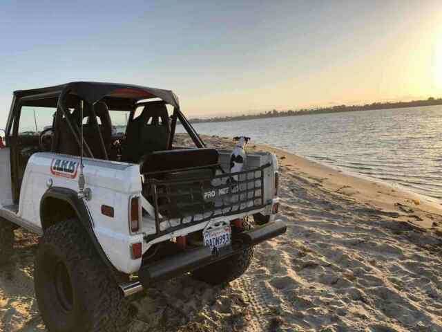 Ford Bronco 1971 image number 9