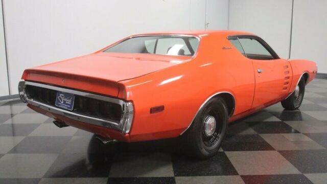 Dodge Charger 1972 image number 13