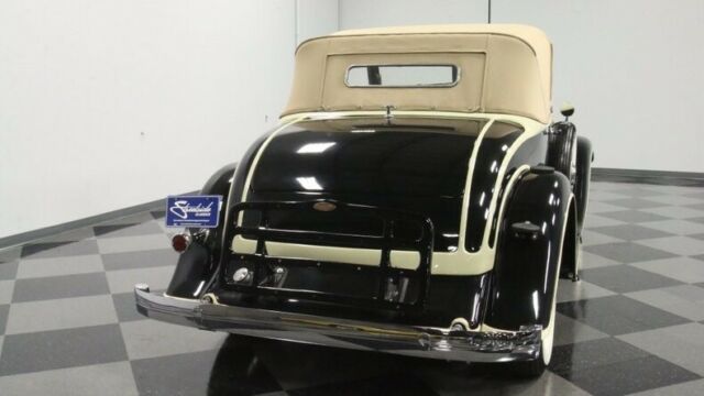 Chrysler Imperial 1933 image number 12