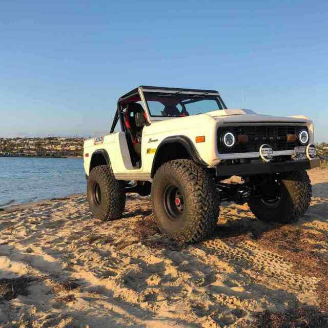 Ford Bronco 1974 image number 27