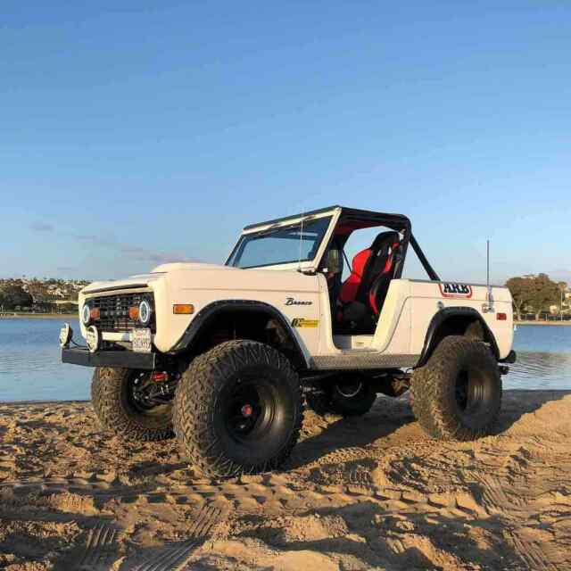 Ford Bronco 1974 image number 29