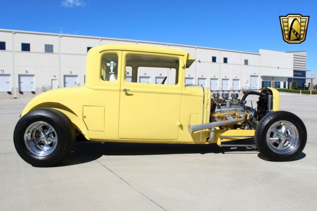 Dodge Coupe 1932 image number 28