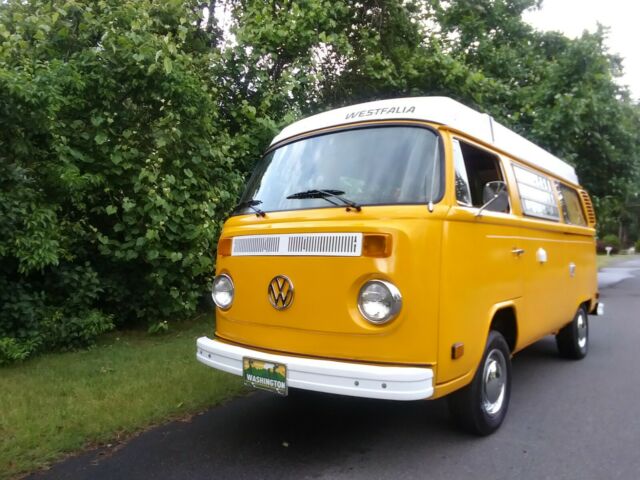 Volkswagen Bus/Vanagon 1977 image number 19