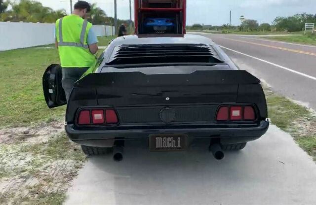 Ford Mustang 1972 image number 18