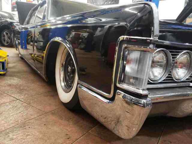 Lincoln Continental 1968 image number 27