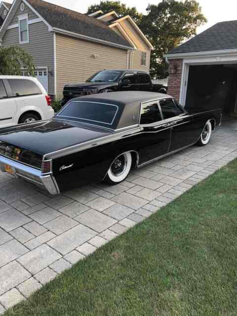 Lincoln Continental 1968 image number 32