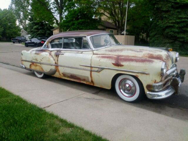 Pontiac Chieftain 1953 image number 0