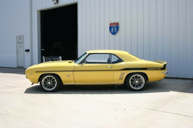 Chevrolet Camaro 1969 image number 2