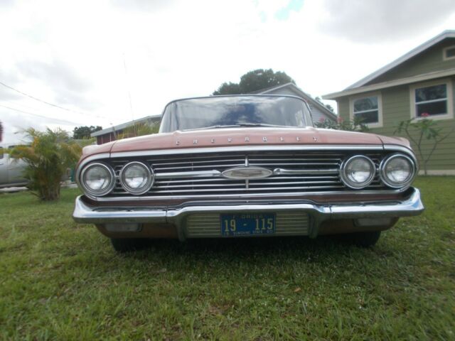 Chevrolet Bel Air/150/210 1960 image number 27