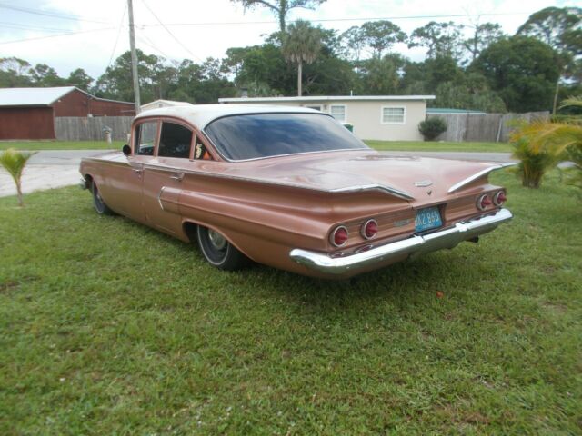 Chevrolet Bel Air/150/210 1960 image number 28