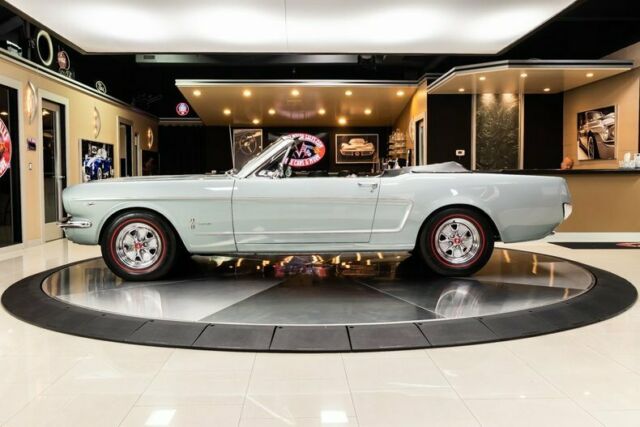 Ford Mustang 1964 image number 18