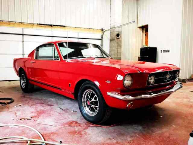 Ford Mustang 1965 image number 0