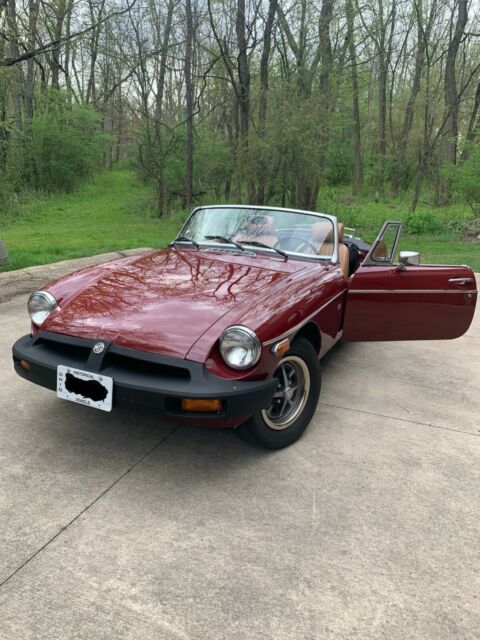 MG MGB 1979 image number 0