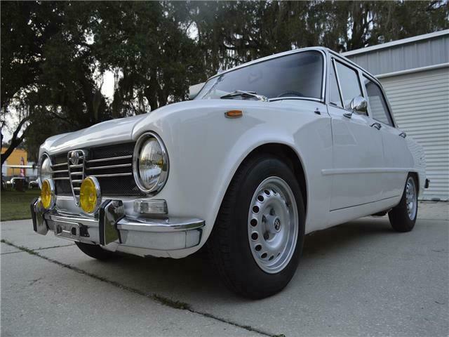 Alfa Romeo Giulia 1970 image number 41