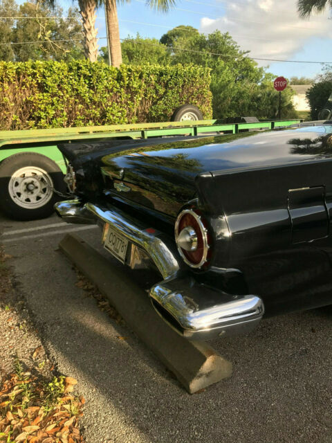 Ford Thunderbird 1957 image number 20