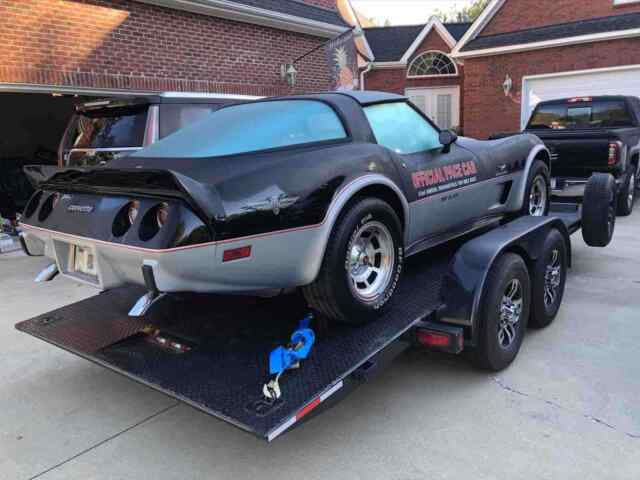 Chevrolet Corvette 1978 image number 25