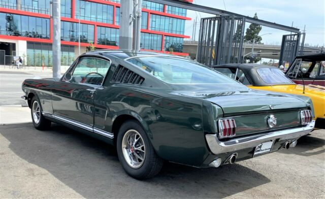 Ford Mustang GT Fastback K Code 1966 image number 23