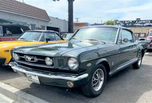 Ford Mustang GT Fastback K Code 1966 image number 24